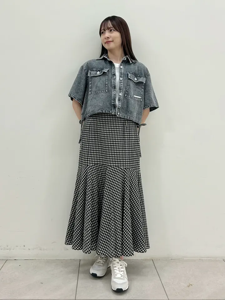 GRACE CONTINENTAL Miu Akamatsu コーディネート画像