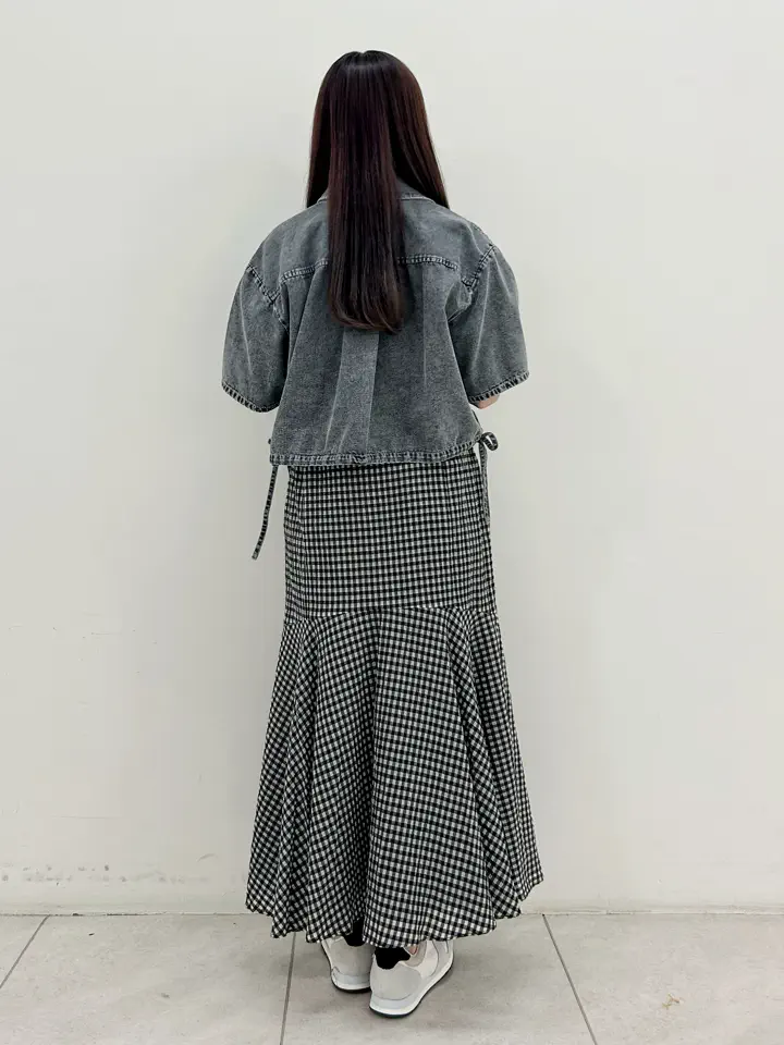 GRACE CONTINENTAL Miu Akamatsu コーディネート画像