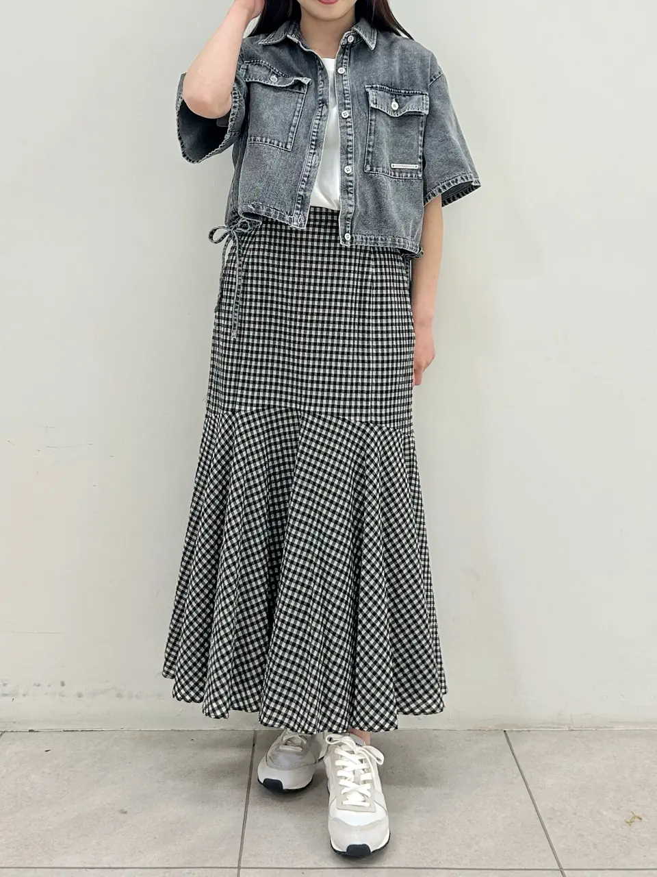 GRACE CONTINENTAL Miu Akamatsu コーディネート画像