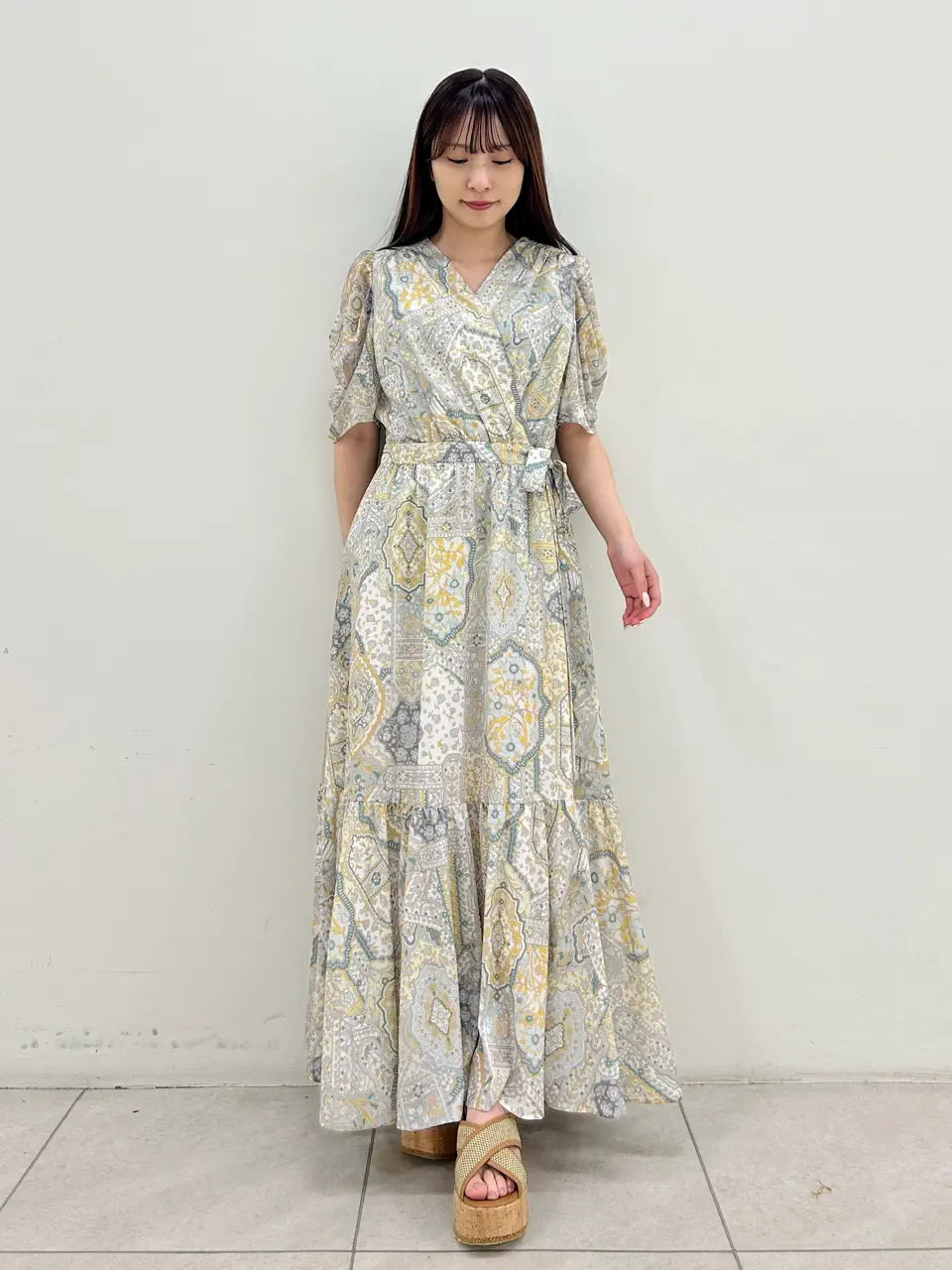 GRACE CONTINENTAL Miu Akamatsu コーディネート画像