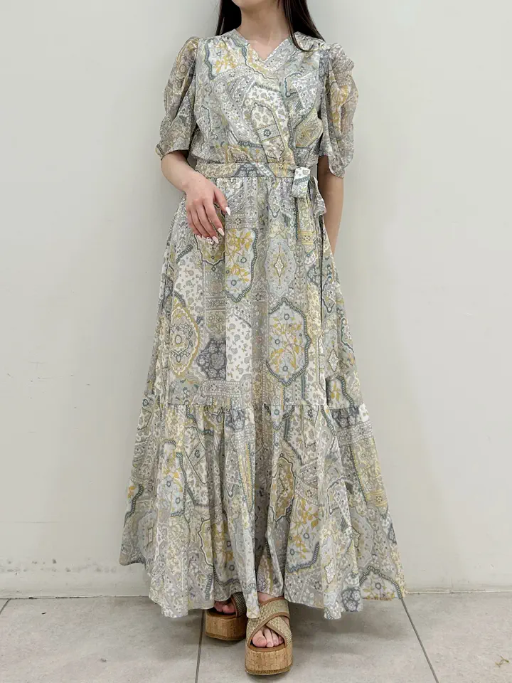 GRACE CONTINENTAL Miu Akamatsu コーディネート画像