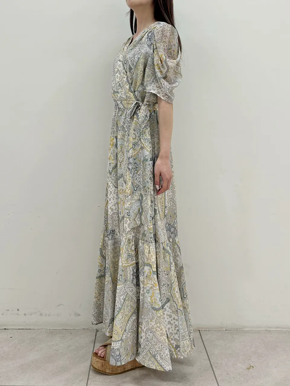 GRACE CONTINENTAL Miu Akamatsu コーディネート画像