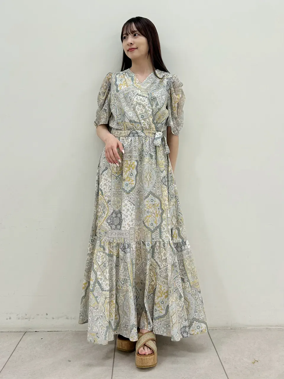 GRACE CONTINENTAL Miu Akamatsu コーディネート画像