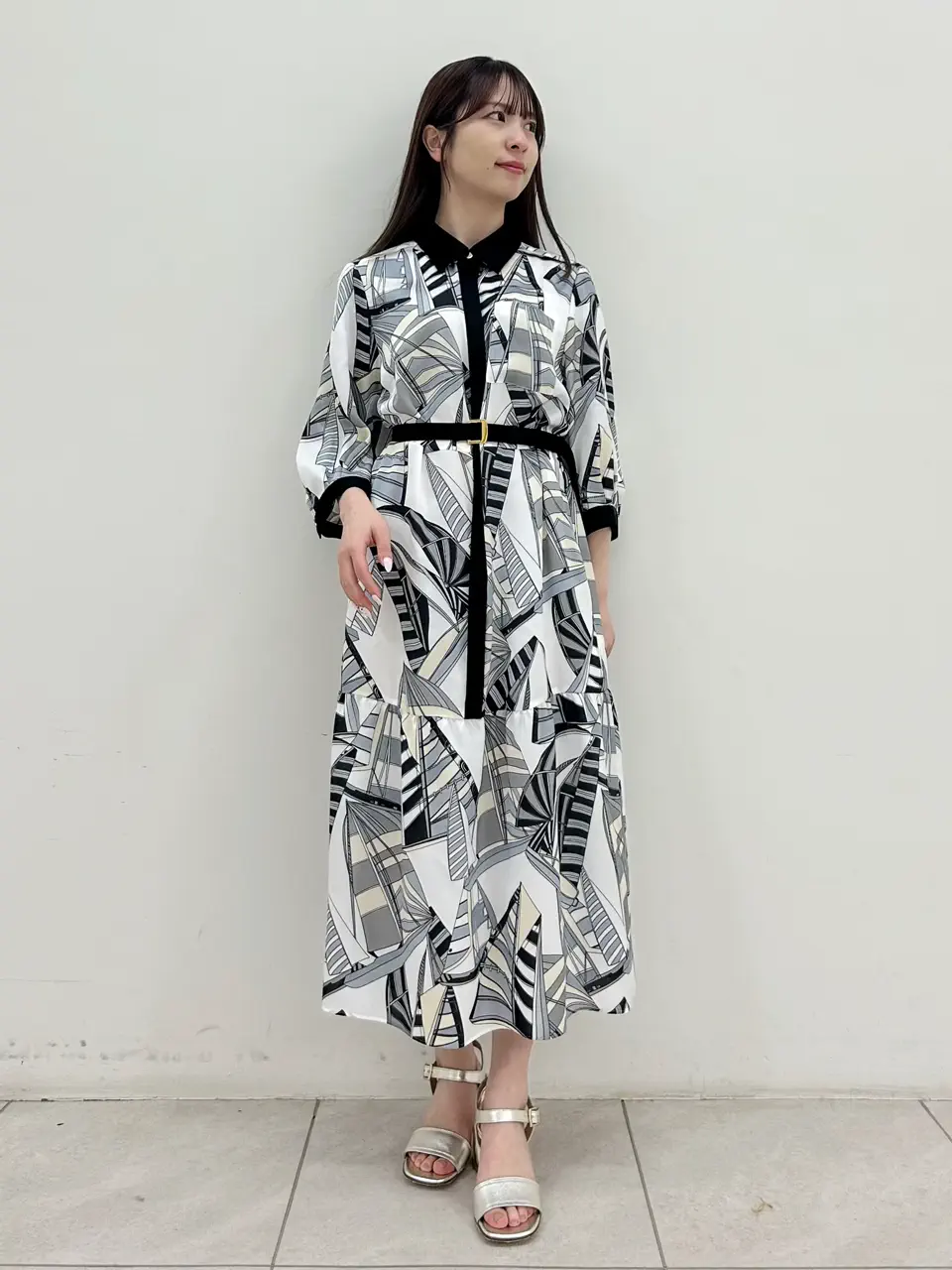  Miu Akamatsu コーディネート画像