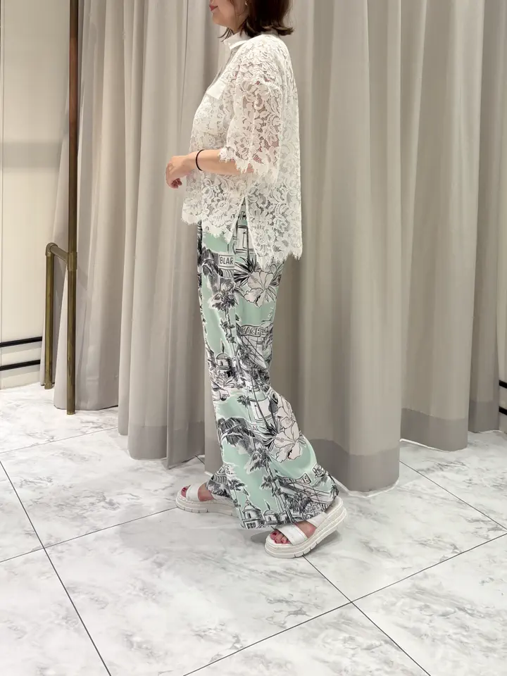 GRACE CONTINENTAL Izumi コーディネート画像