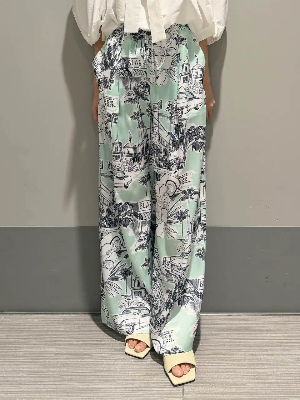 GRACE CONTINENTAL MORITA AI コーディネート画像