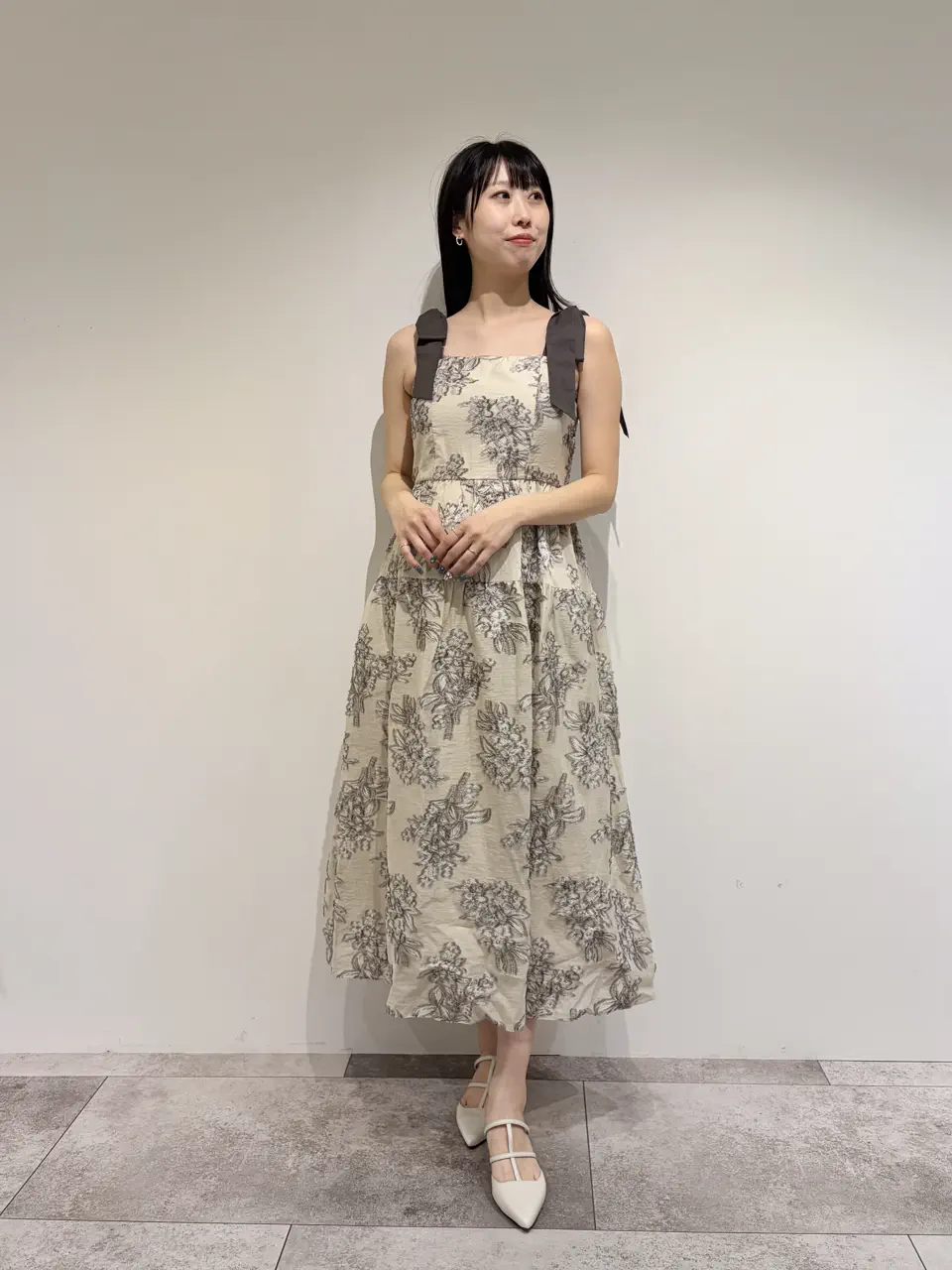 GRACE CONTINENTAL 端場 わかな コーディネート画像