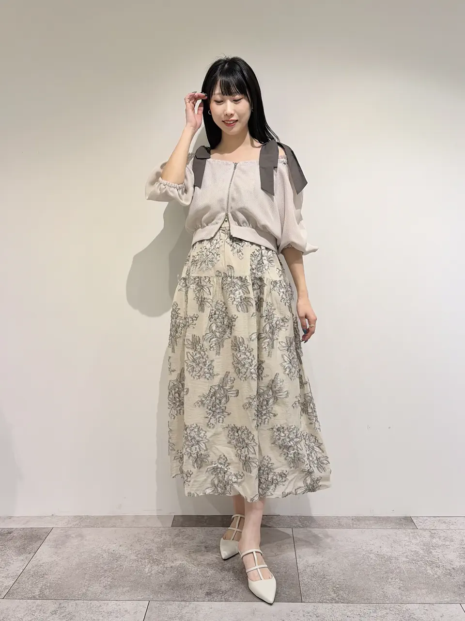 GRACE CONTINENTAL 端場 わかな コーディネート画像