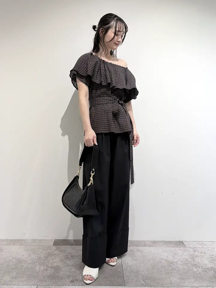 GRACE CONTINENTAL Nakatsu.m コーディネート画像