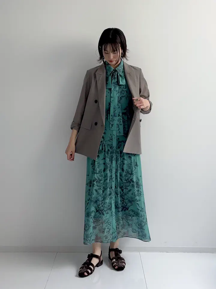 GRACE CONTINENTAL Hikaru Okada コーディネート画像