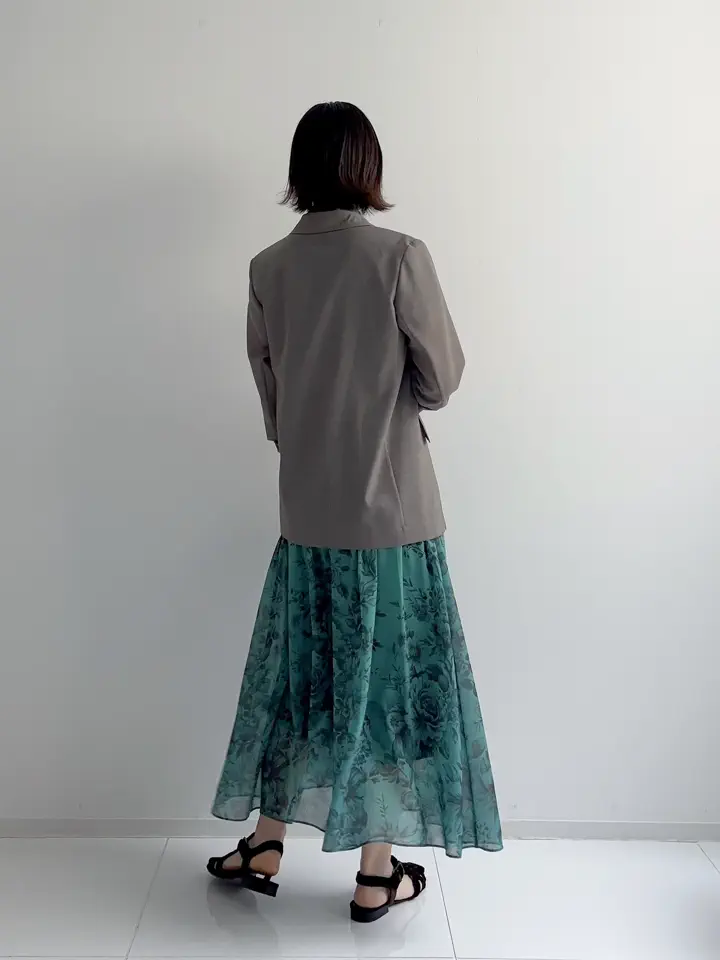 GRACE CONTINENTAL Hikaru Okada コーディネート画像
