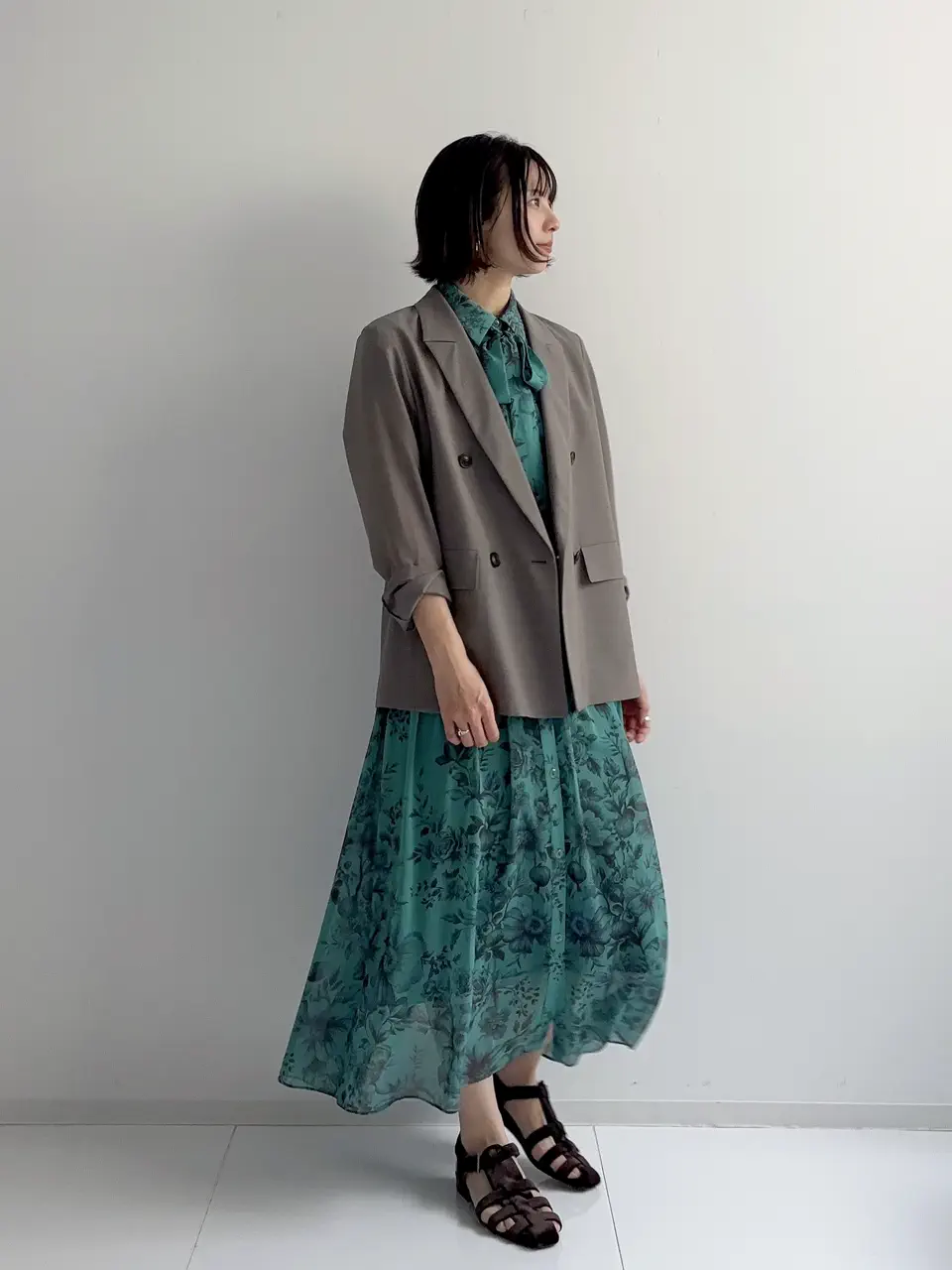 GRACE CONTINENTAL Hikaru Okada コーディネート画像
