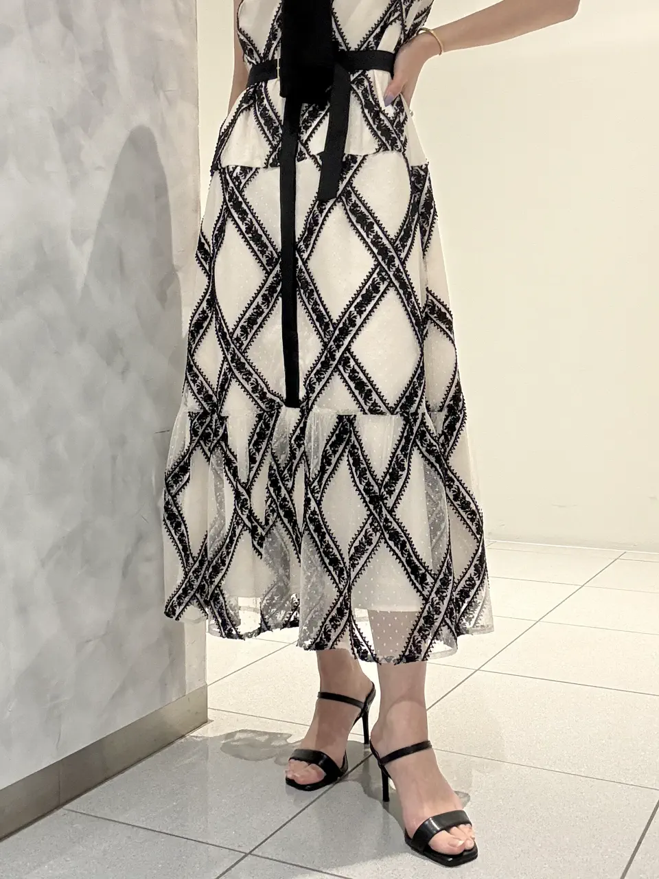 GRACE CONTINENTAL FUKUSHIMA YURIE コーディネート画像