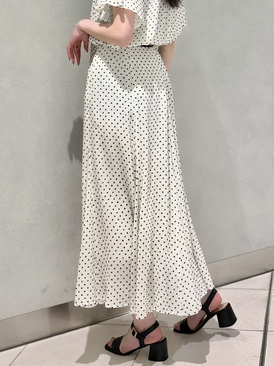 GRACE CONTINENTAL sa-ya コーディネート画像