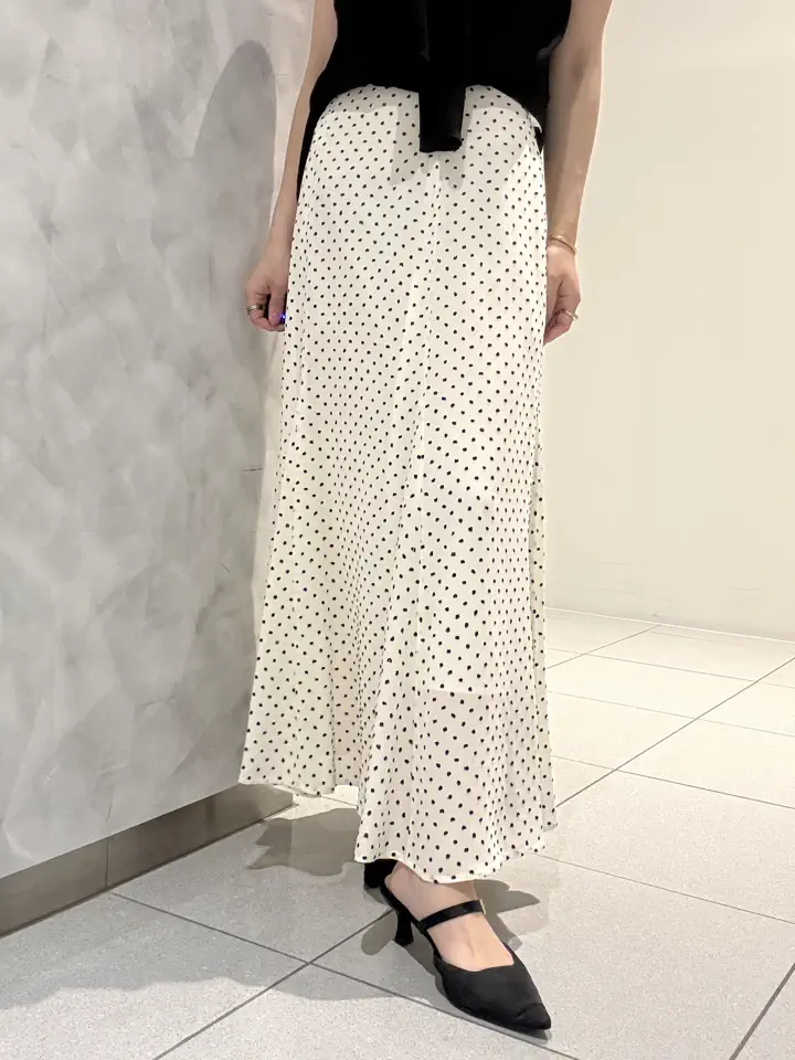 GRACE CONTINENTAL FUKUSHIMA YURIE コーディネート画像