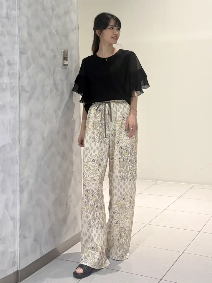 GRACE CONTINENTAL FUKUSHIMA YURIE コーディネート画像