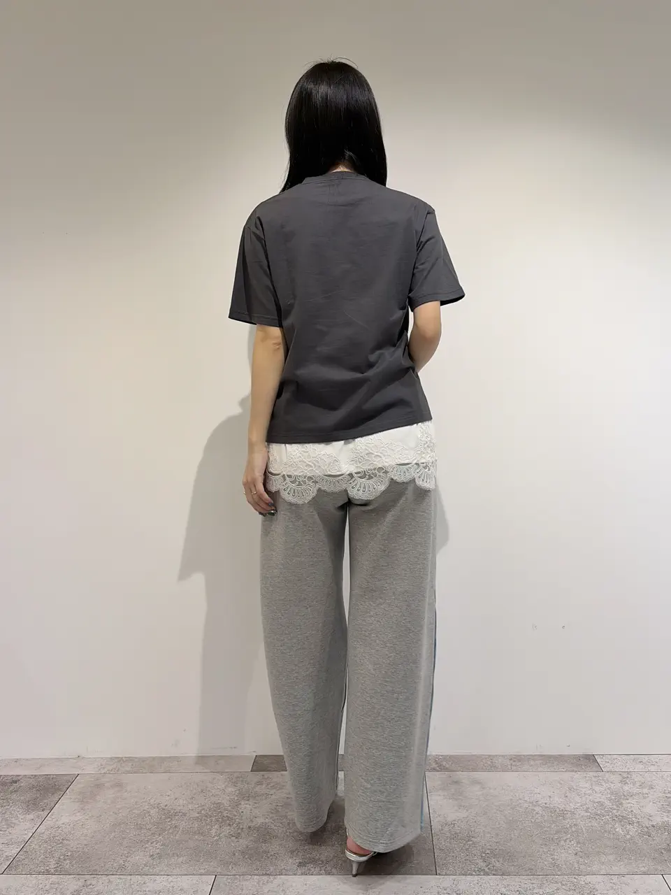 GRACE CONTINENTAL 端場 わかな コーディネート画像