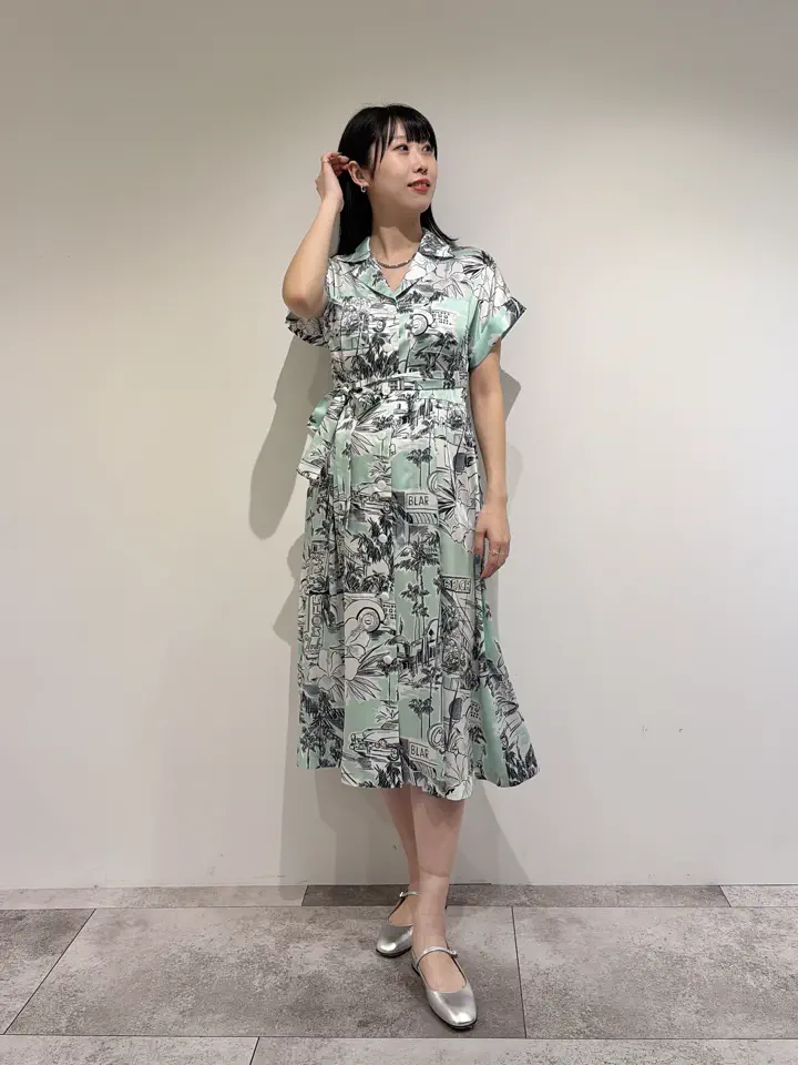 GRACE CONTINENTAL 端場 わかな コーディネート画像