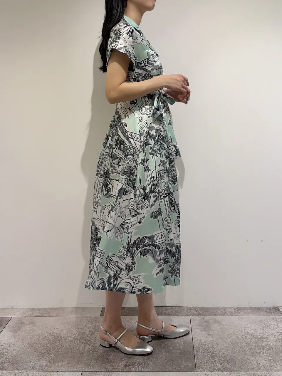 GRACE CONTINENTAL 端場 わかな コーディネート画像