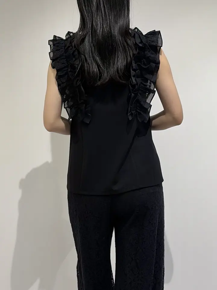 GRACE CONTINENTAL 端場 わかな コーディネート画像