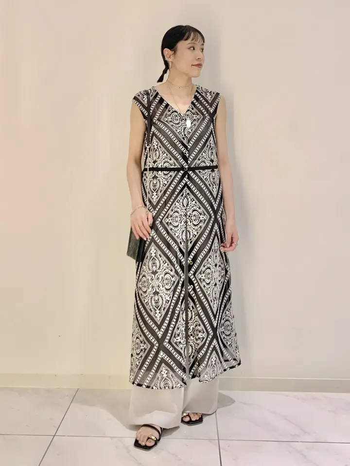 GRACE CONTINENTAL haruka iwasaki コーディネート画像