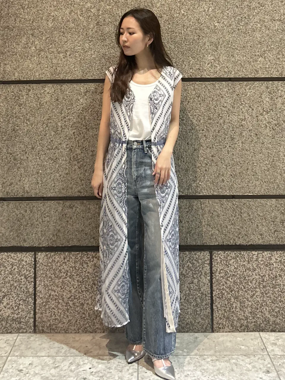  ERINA KATO コーディネート画像