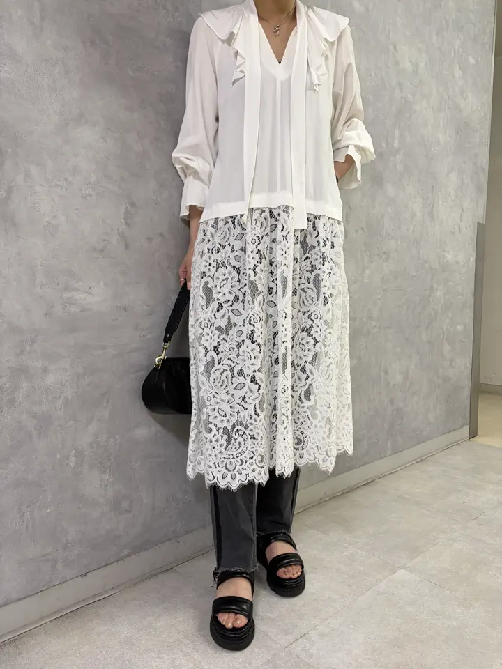 GRACE CONTINENTAL 亀田 未希 コーディネート画像