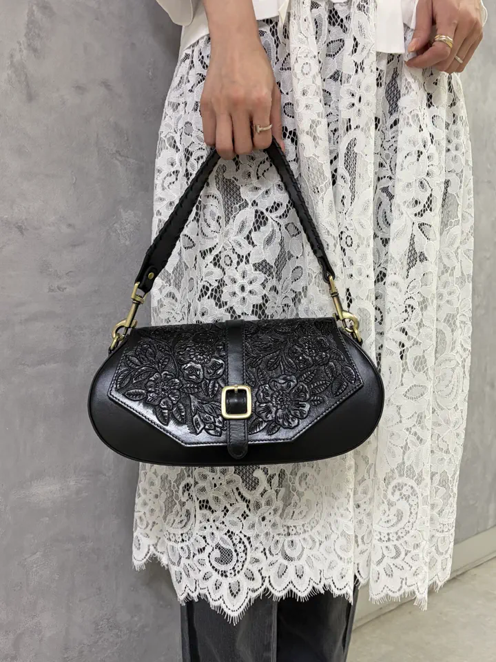 GRACE CONTINENTAL 亀田 未希 コーディネート画像