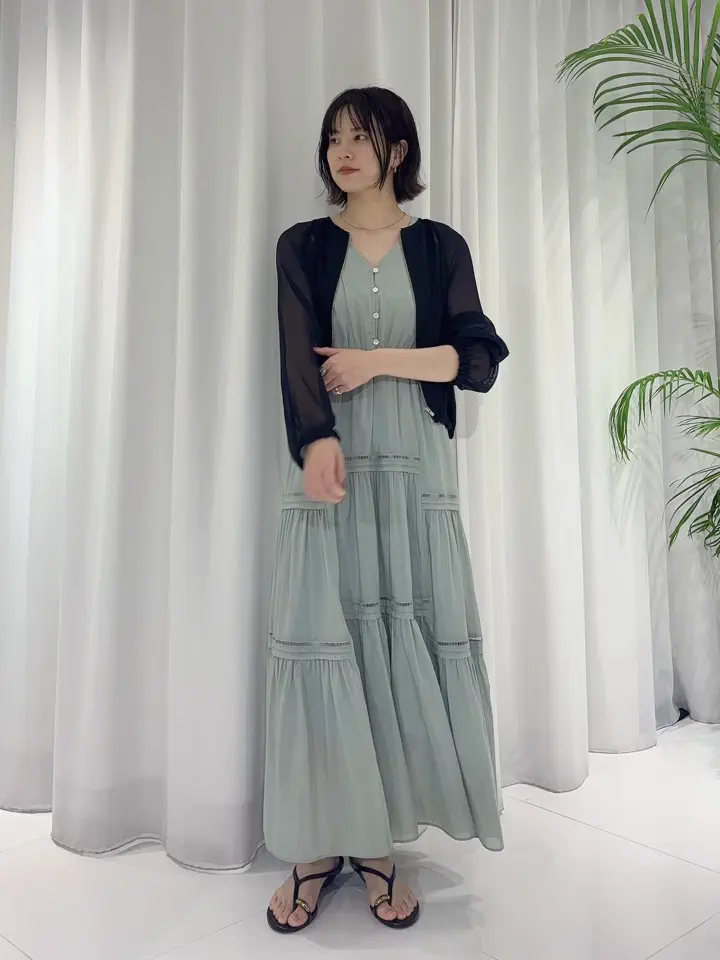 GRACE CONTINENTAL Hikaru Okada コーディネート画像