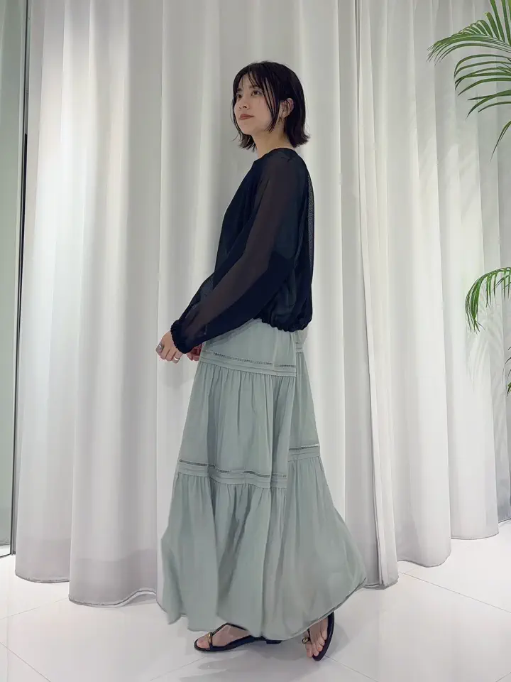 GRACE CONTINENTAL Hikaru Okada コーディネート画像