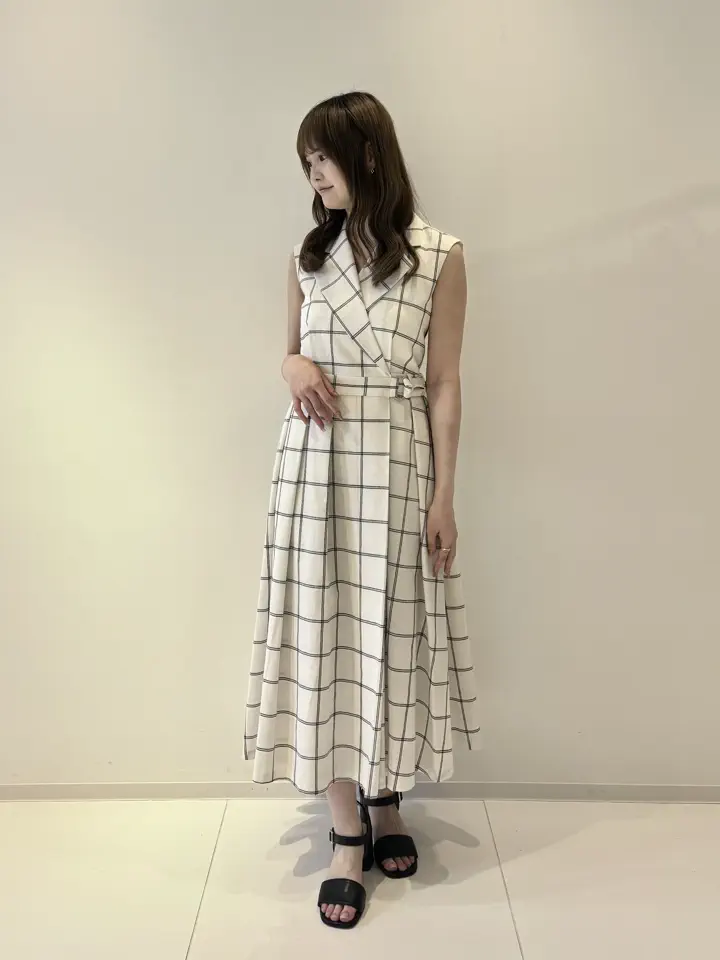 GRACE CONTINENTAL adachi miyuki コーディネート画像