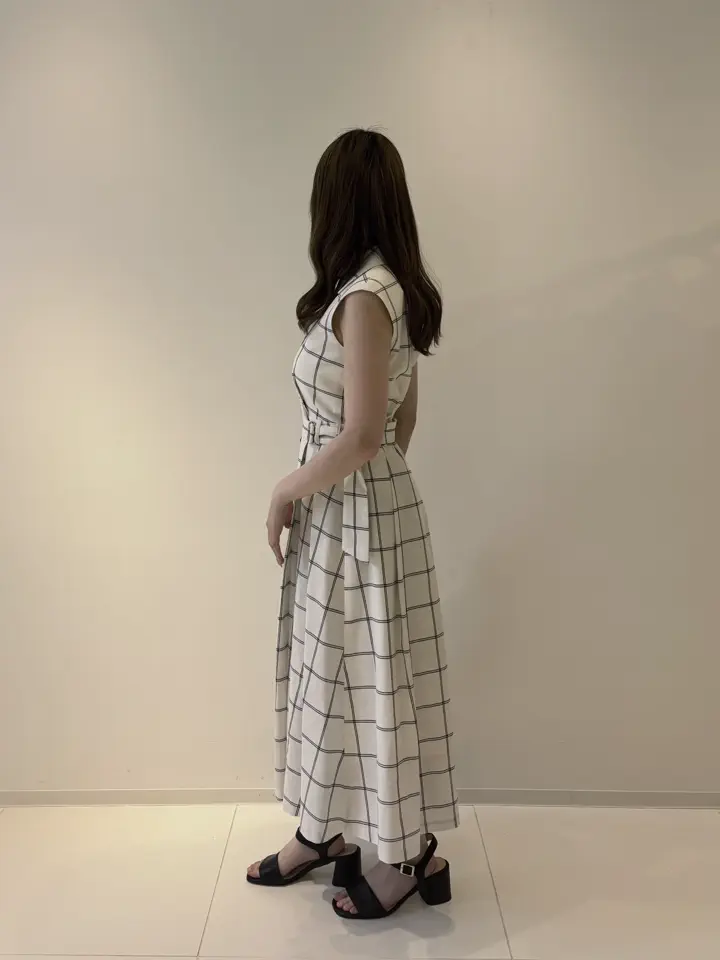 GRACE CONTINENTAL adachi miyuki コーディネート画像