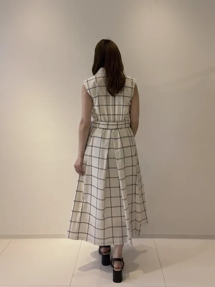 GRACE CONTINENTAL adachi miyuki コーディネート画像