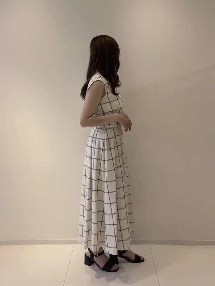 GRACE CONTINENTAL adachi miyuki コーディネート画像