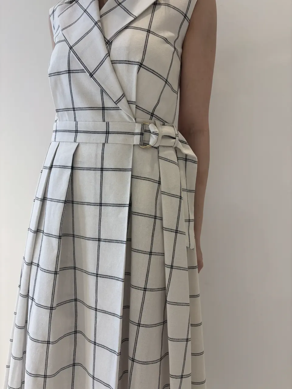 GRACE CONTINENTAL adachi miyuki コーディネート画像