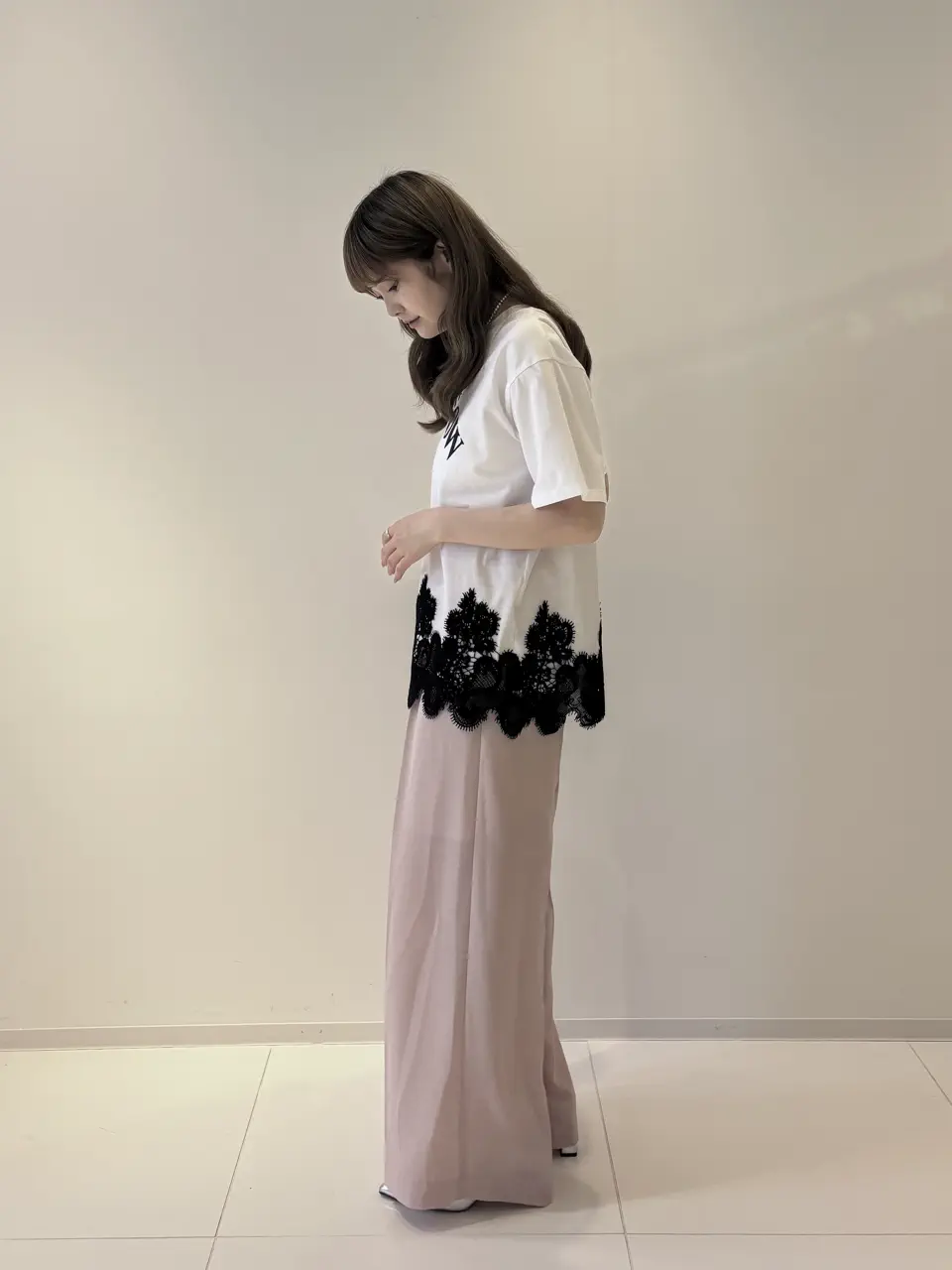 GRACE CONTINENTAL adachi miyuki コーディネート画像