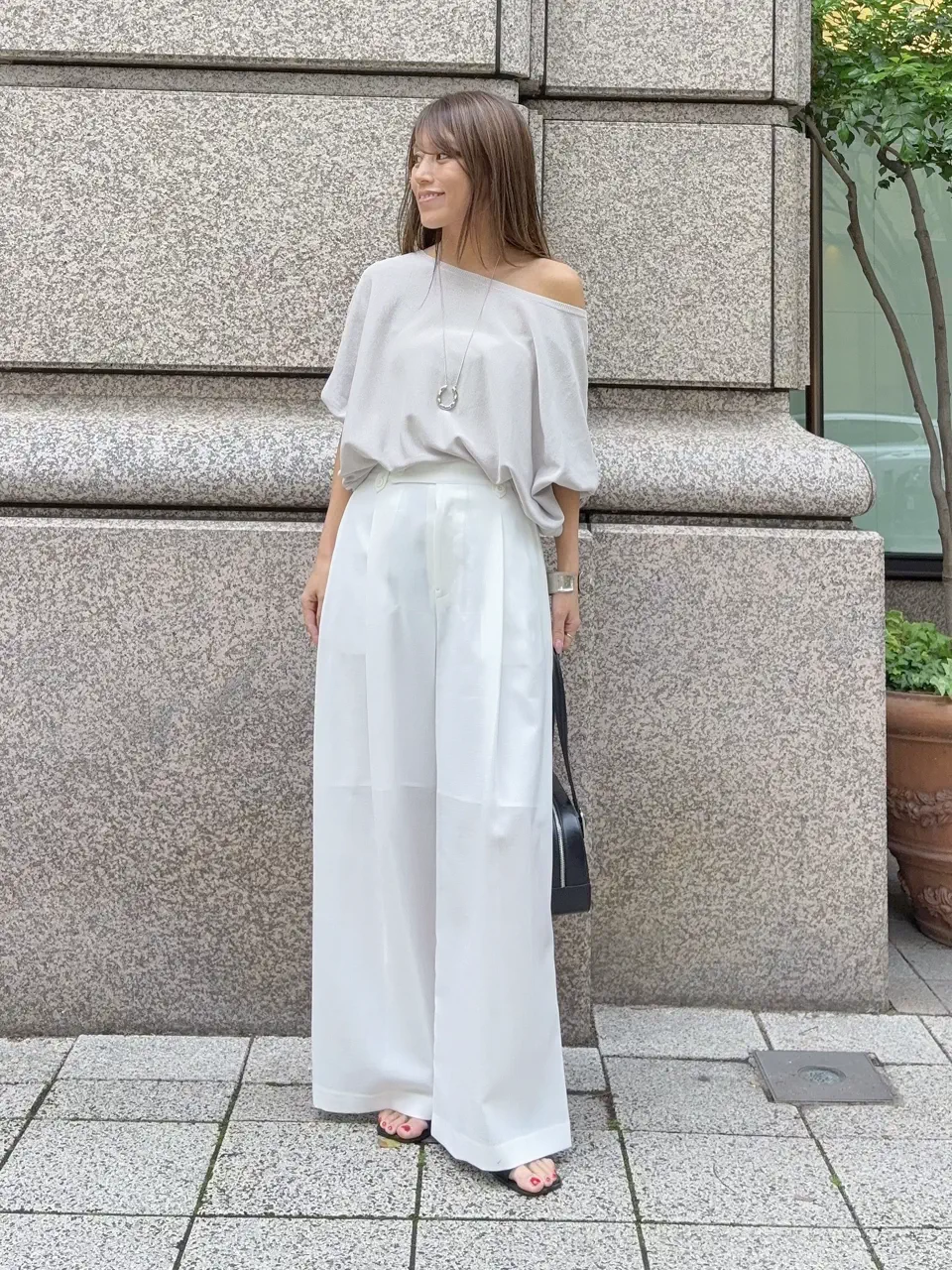 GRACE CONTINENTAL yukimi yonee コーディネート画像