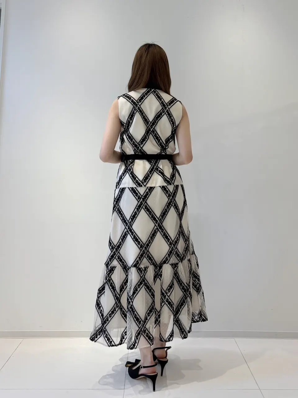 GRACE CONTINENTAL adachi miyuki コーディネート画像