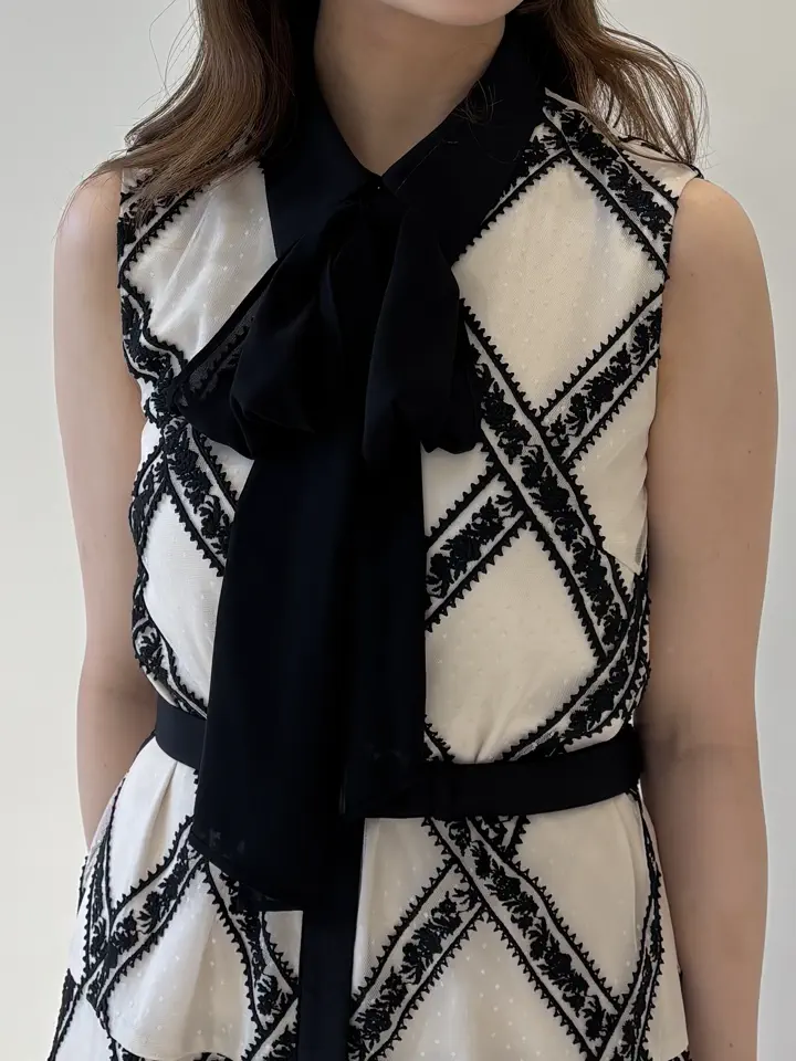 GRACE CONTINENTAL adachi miyuki コーディネート画像