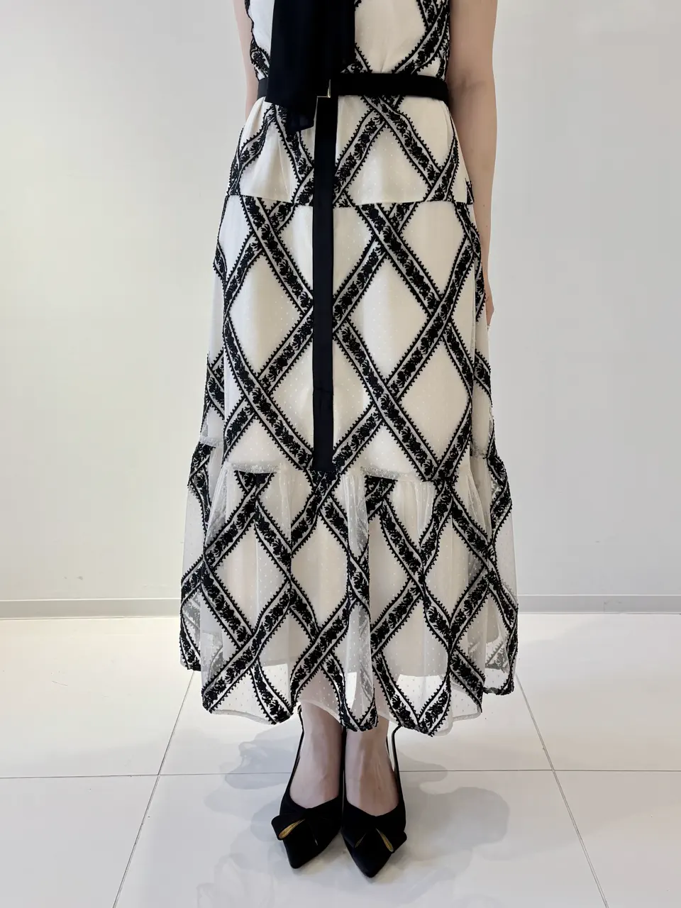 GRACE CONTINENTAL adachi miyuki コーディネート画像