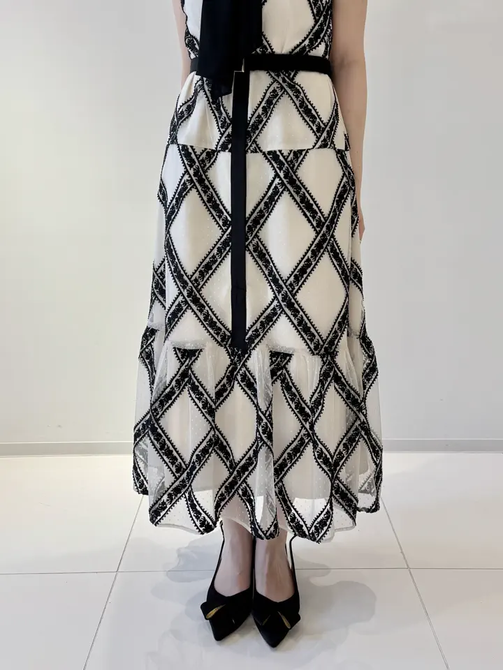 GRACE CONTINENTAL adachi miyuki コーディネート画像