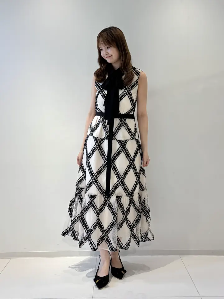 GRACE CONTINENTAL adachi miyuki コーディネート画像