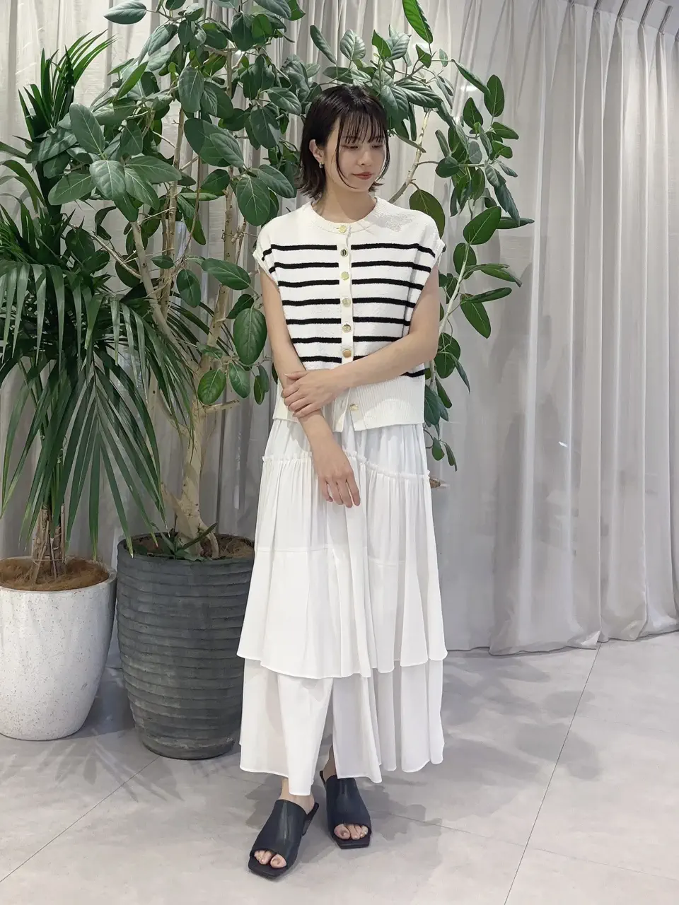 GRACE CONTINENTAL Hikaru Okada コーディネート画像