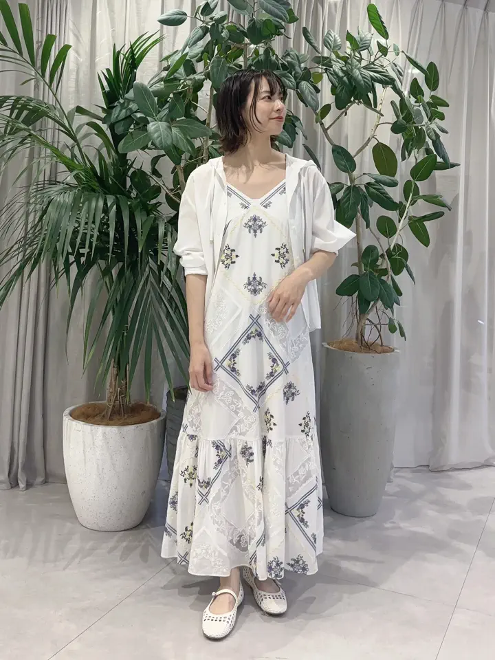 GRACE CONTINENTAL Hikaru Okada コーディネート画像