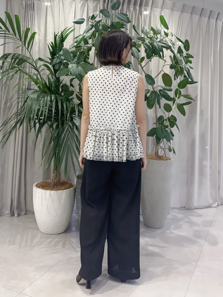 GRACE CONTINENTAL Hikaru Okada コーディネート画像