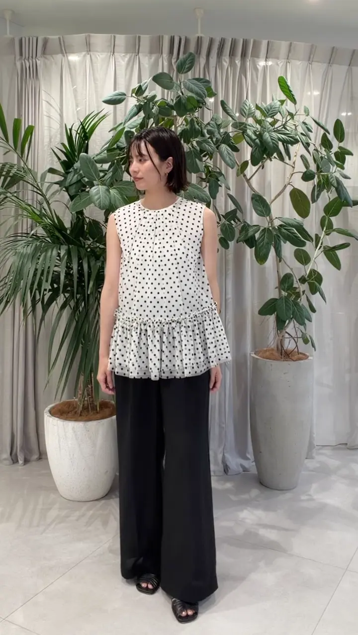 GRACE CONTINENTAL Hikaru Okada コーディネート画像