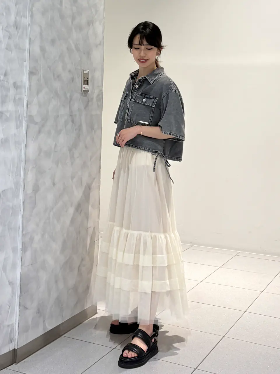 GRACE CONTINENTAL FUKUSHIMA YURIE コーディネート画像