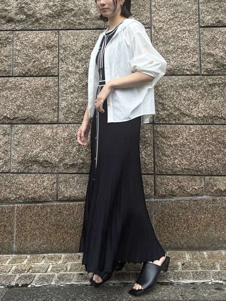 GRACE CONTINENTAL Hikaru Okada コーディネート画像