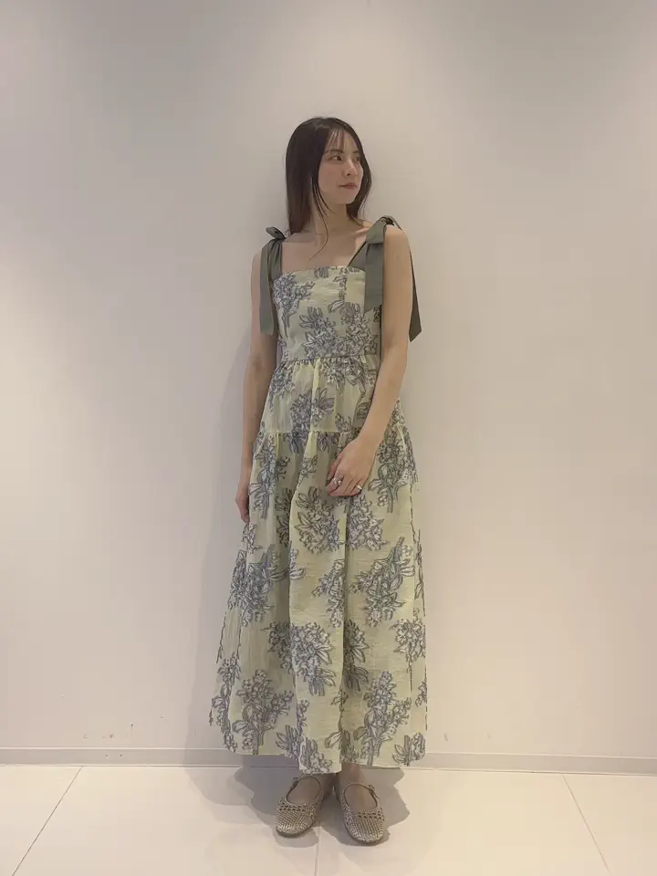 GRACE CONTINENTAL Hikaru Okada コーディネート画像