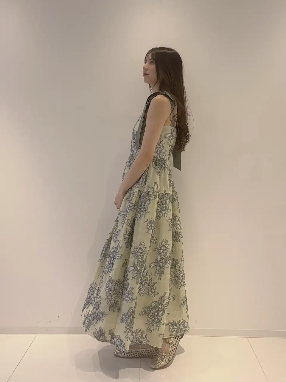 GRACE CONTINENTAL Hikaru Okada コーディネート画像